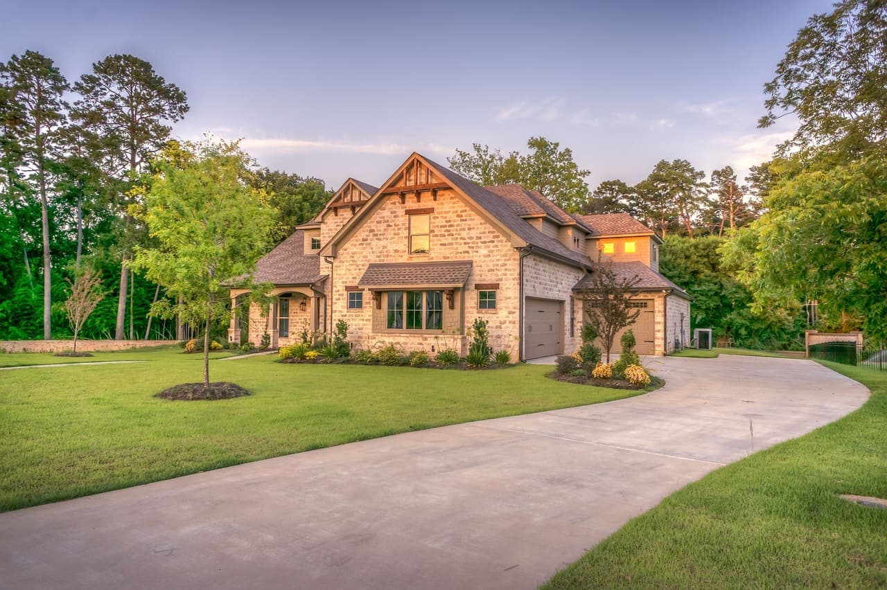 Never Heard of the Company That Quoted Your Louisiana Home? Here's How to Check Them Out